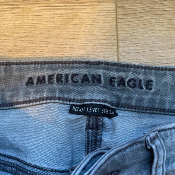 American Eagle size 2 jeans - Picture 2 of 5